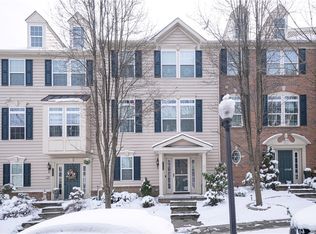 137 Lewisham Rd, Cranberry Township, PA 16066