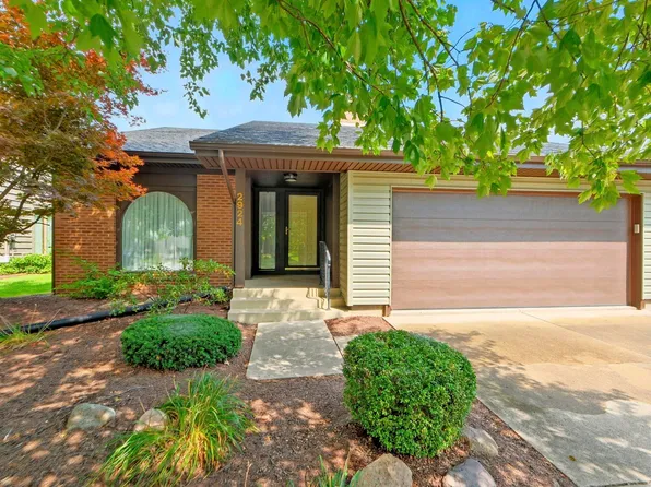 2924 Seafarer Cv, Fort Wayne, IN 46815