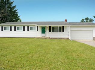 9642 Venus Dr, Chardon, OH 44024