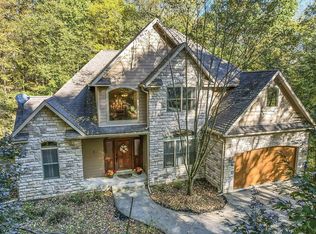 256 Pinehurst Dr, Granville, OH 43023