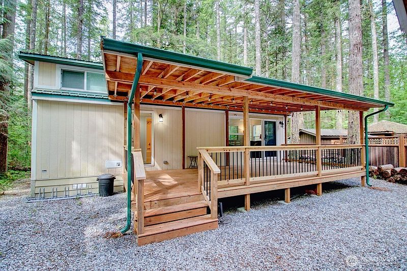 2nd image of 20 Goldrush Road