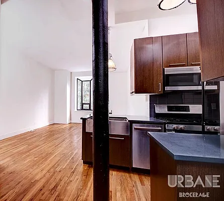 Rented by Urbane Brokerage | media 14