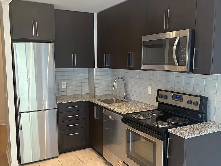 840 Queens Plate Dr #501 — Photo 9