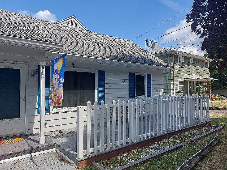1st image of 307 W Edwards St
