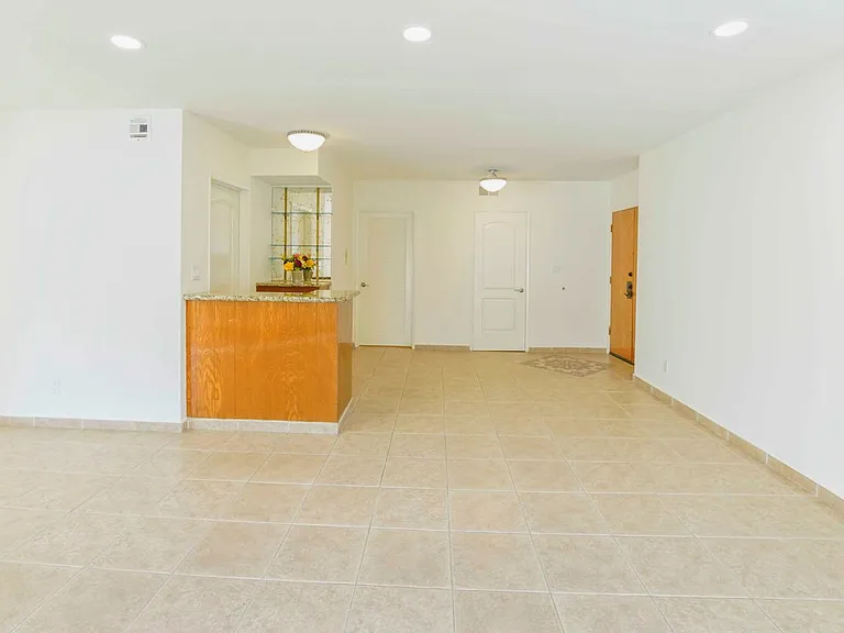 712King — Photo 33