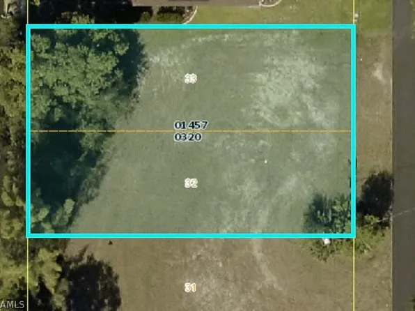 130 SE 15th Pl, Cape Coral, FL 33990