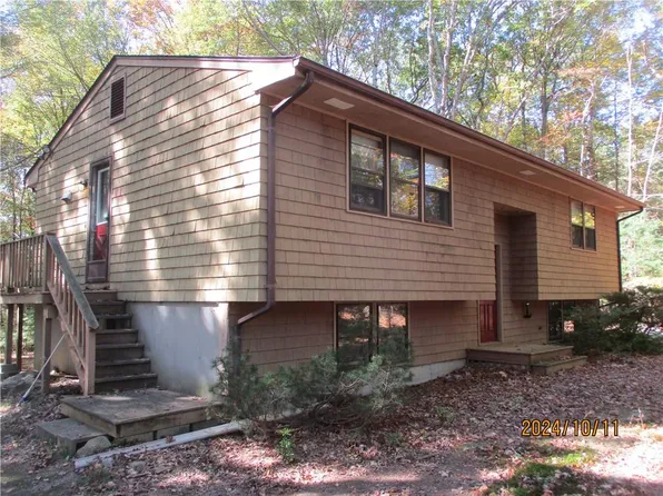 477 Durfee Hill Rd, Glocester, RI 02814