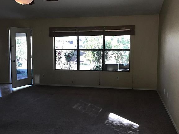 4th image of 15300 W Doll Ln