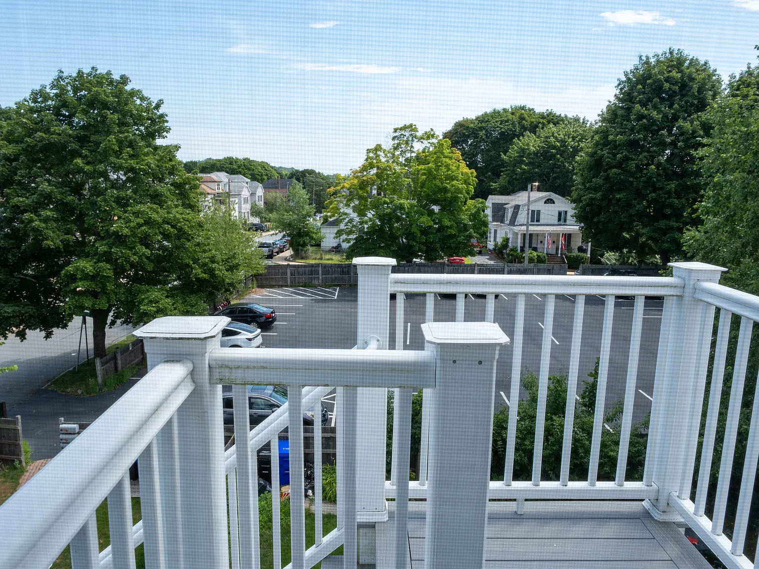 2 bed, 1400 sqft, $2,500 — Photo 2