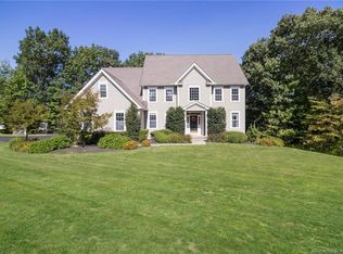 31 Queens Peak, Canton, CT 06019