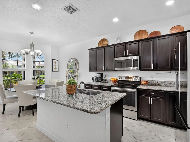 10139 Wellington Parc Dr — Photo 59