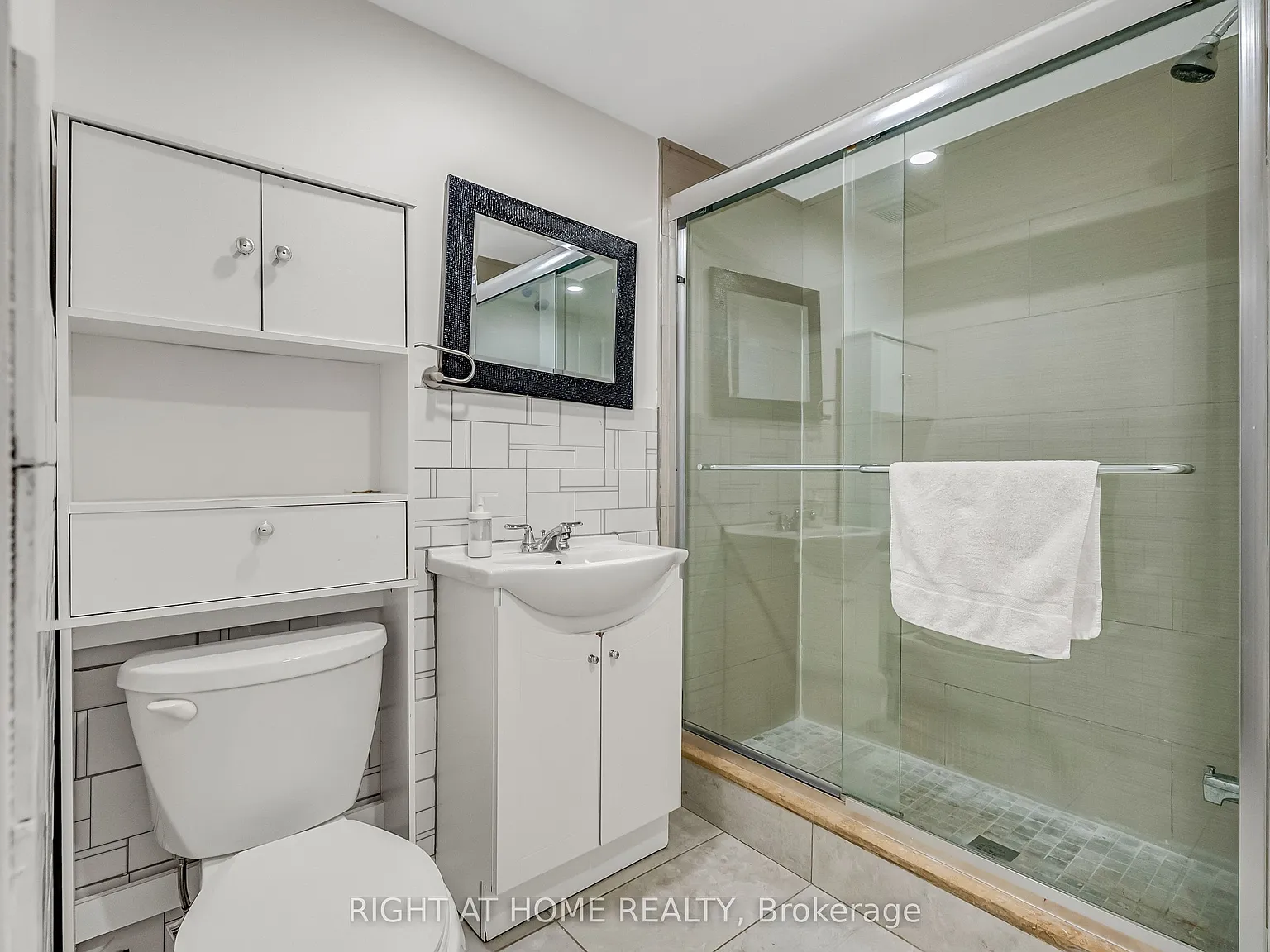 2 bed, $1,850 — Photo 4