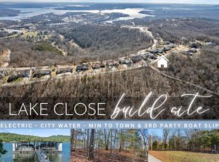 17 Midview Dr, Kimberling City, MO 65686