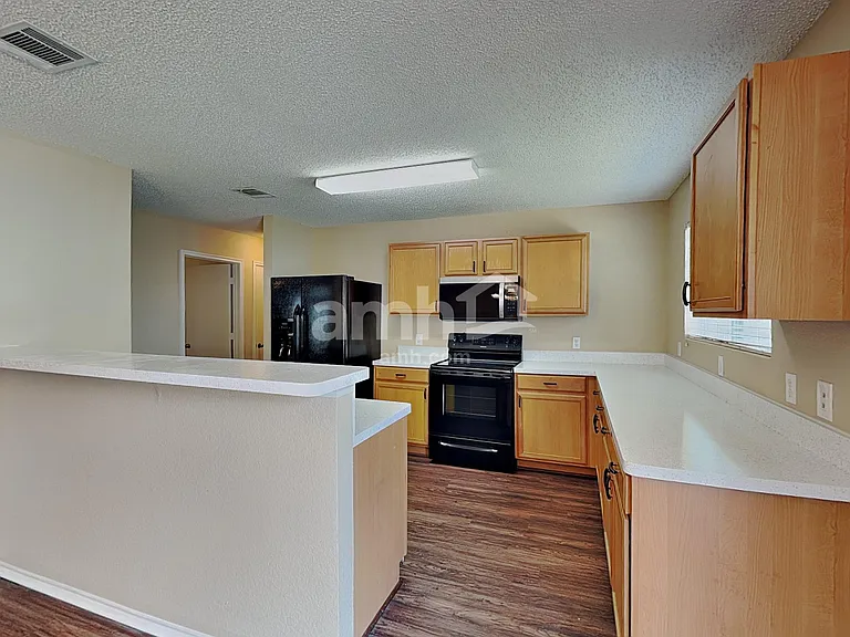 10800 Irish Glen Trl — Photo 4