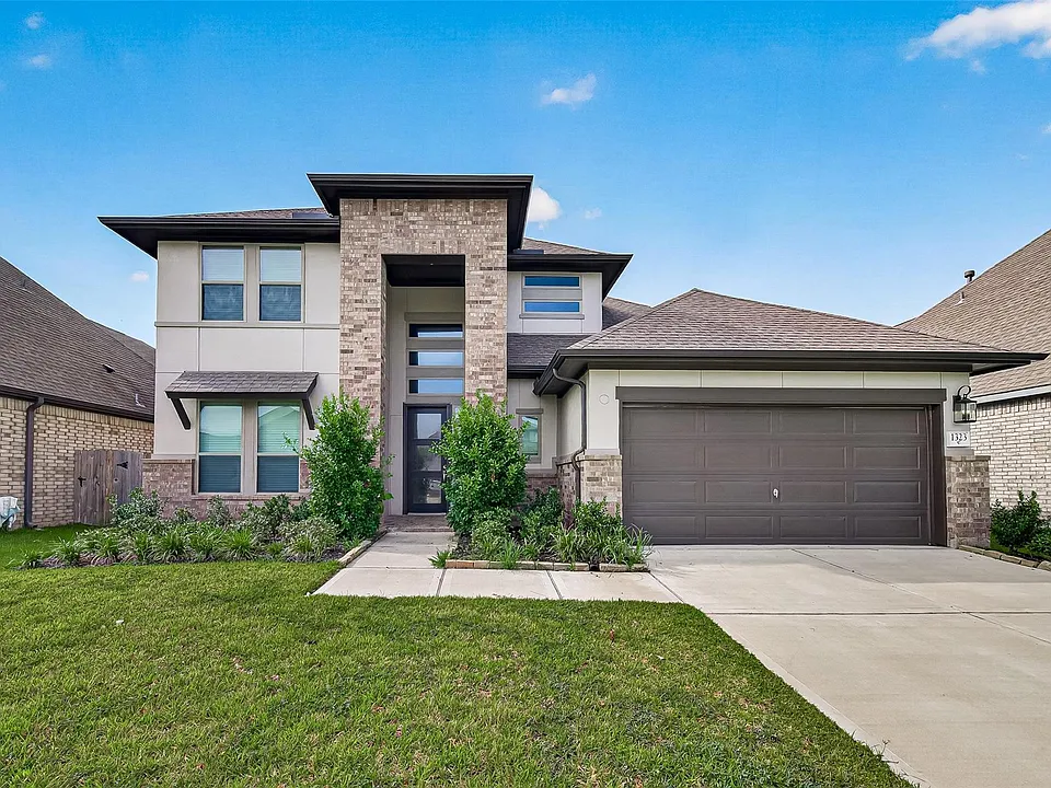 1323 Munson Valley Rd