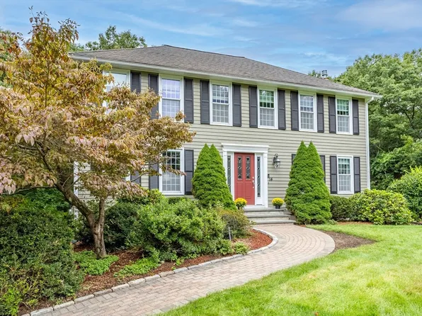 14 Virginia Rd, Tyngsboro, MA 01879