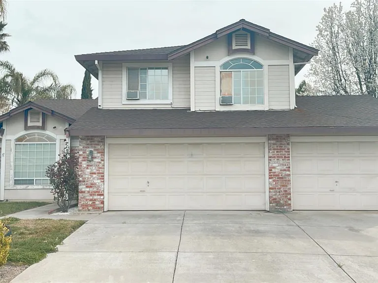 8406 Deer Fern Ct — Photo 1