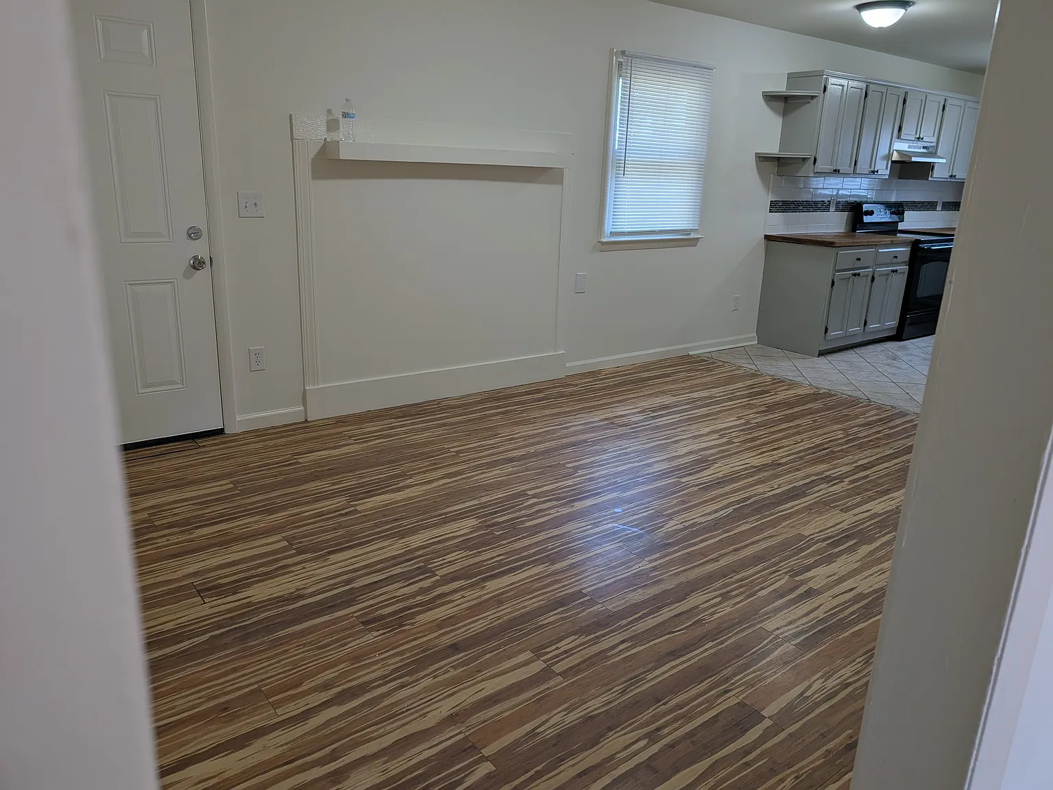 4 bed, 1.5 bath, 1600 sqft, $1,500 — Photo 4