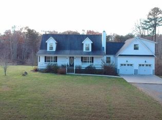 2216 Poe Rd, Soddy Daisy, TN 37379