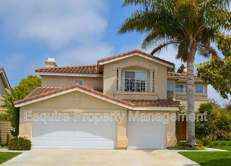 2340 Fairway Ct — Photo 1