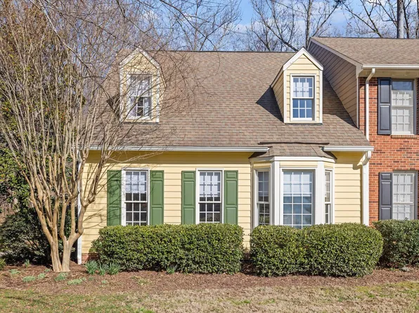 1223 Cranebridge Pl, Chapel Hill, NC 27517