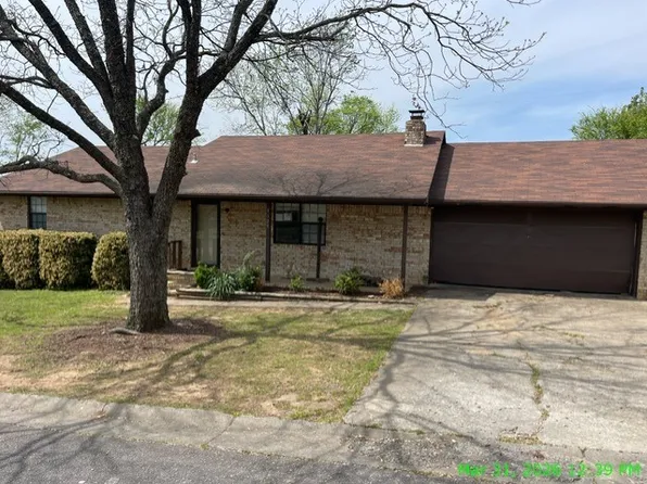 1325 Northwoods Dr, Alma, AR 72921