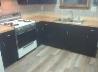 717 Harmony Baptist Rd #1, New Castle, PA 16101