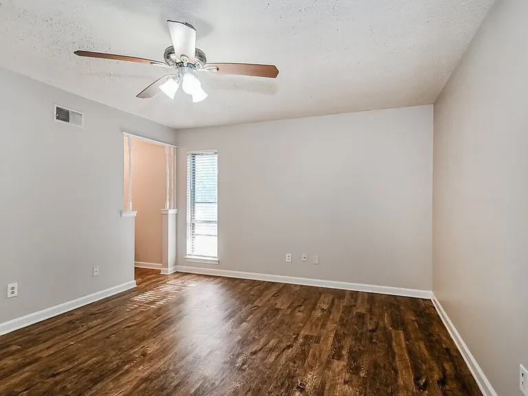 4476 Trout Valley Dr — Photo 12