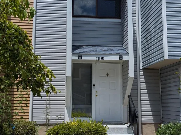 7299 Coachlight Ct, Frederick, MD 21703