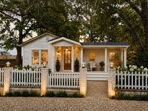 202 Greenwich St, Mount Pleasant, SC 29464
