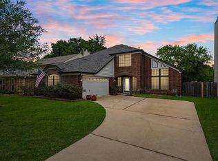 2018 Old Dixie Dr, Richmond, TX 77406
