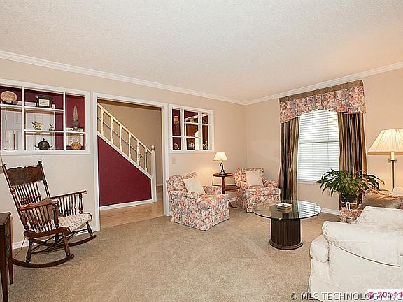 4th image of 8225 Wright Ave