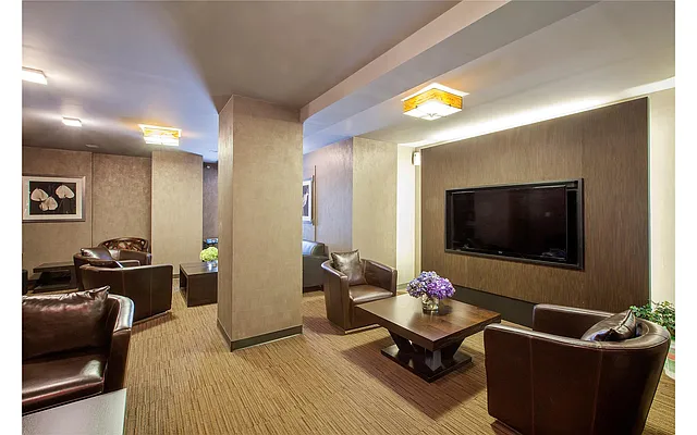 Rented by Douglas Elliman | media 24