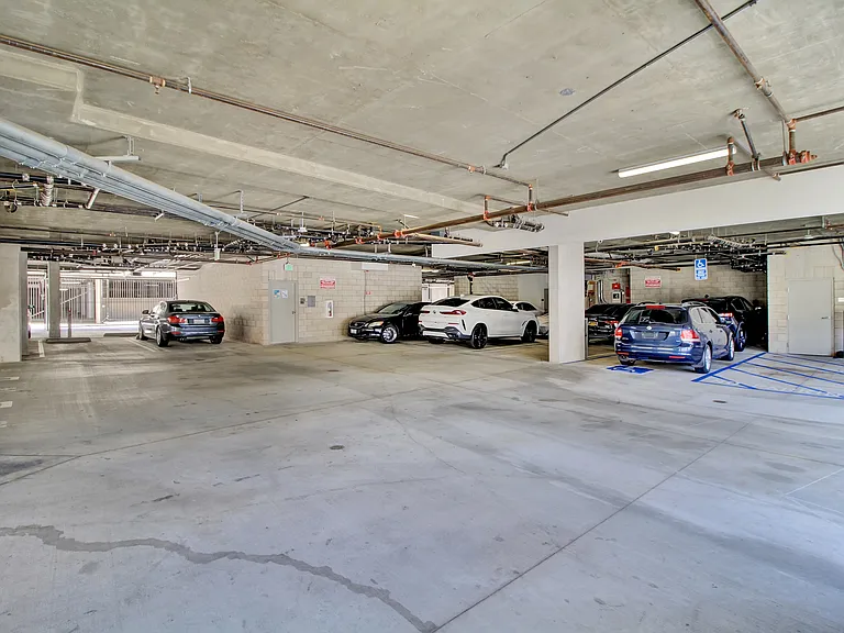 The Vivant Apartments — Photo 32