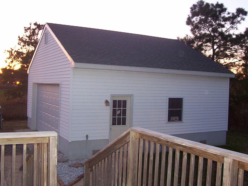 2nd image of 27008 Fairmount Rd
