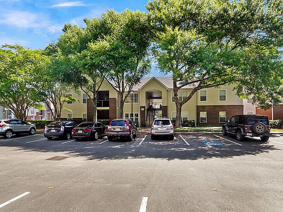 3rd image of 2011 N Highway 17 Unit 2300E