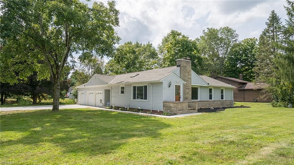 12430 Chippewa Rd Brecksville OH 44141 Zillow