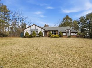 242 Old Turnpike Rd, Califon, NJ 07830
