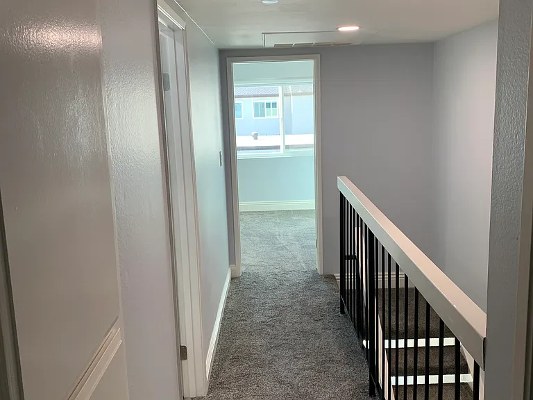 1722 Kingsdown Ct — Photo 19