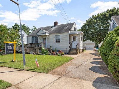 9 Revere Avenue, Bethpage, NY, 11714