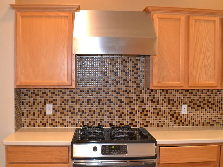 1013 Clear Creek Dr — Photo 6