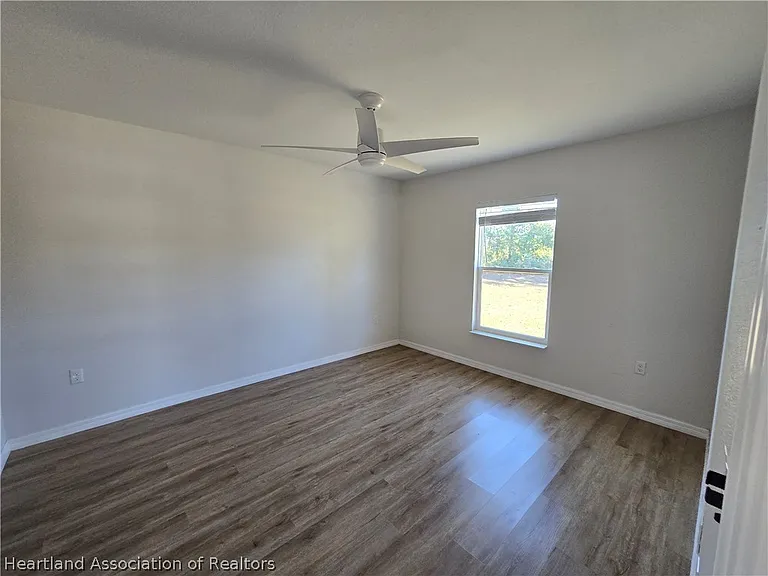 5700 Granada Blvd — Photo 10