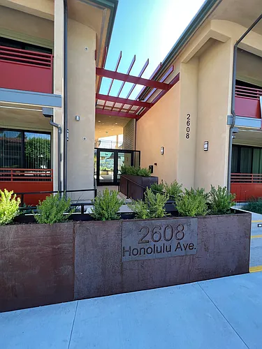 2608 Honolulu Ave #311 Photo 1