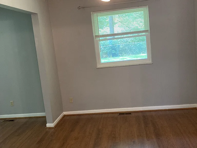 2720 Corlington Dr — Photo 11