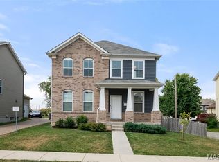 2747 Rutger St, Saint Louis, MO 63104
