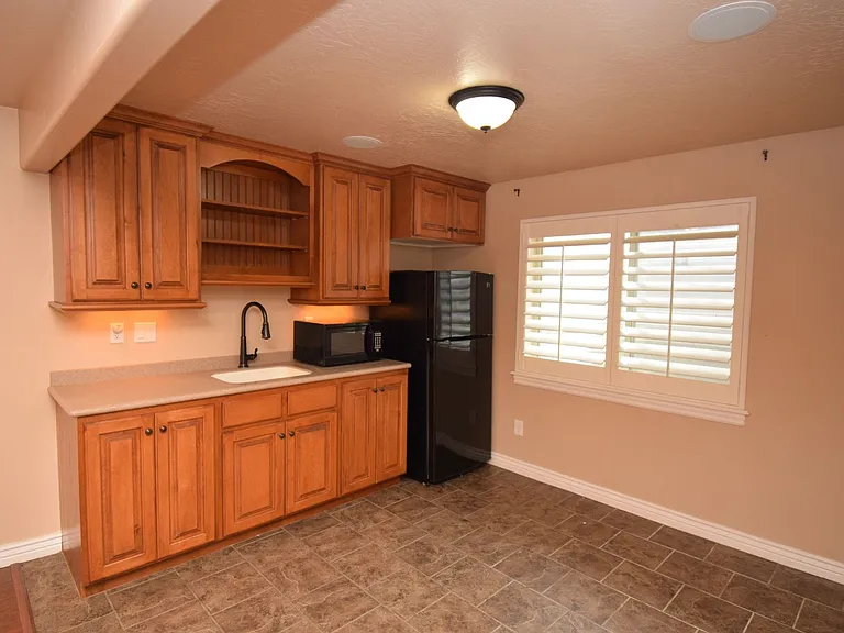 10741 S Weiss Dr — Photo 35