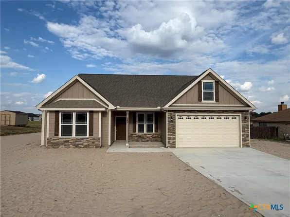 142 Merion Ln, La Vernia, TX 78121