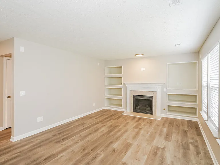 123 Ivy Hill Ln — Photo 4