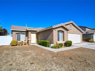 13695 Del Cerro St, Victorville, CA 92392