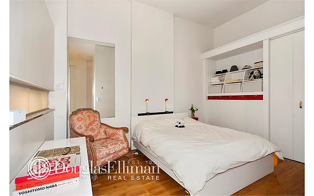 Rented by Douglas Elliman | media 20